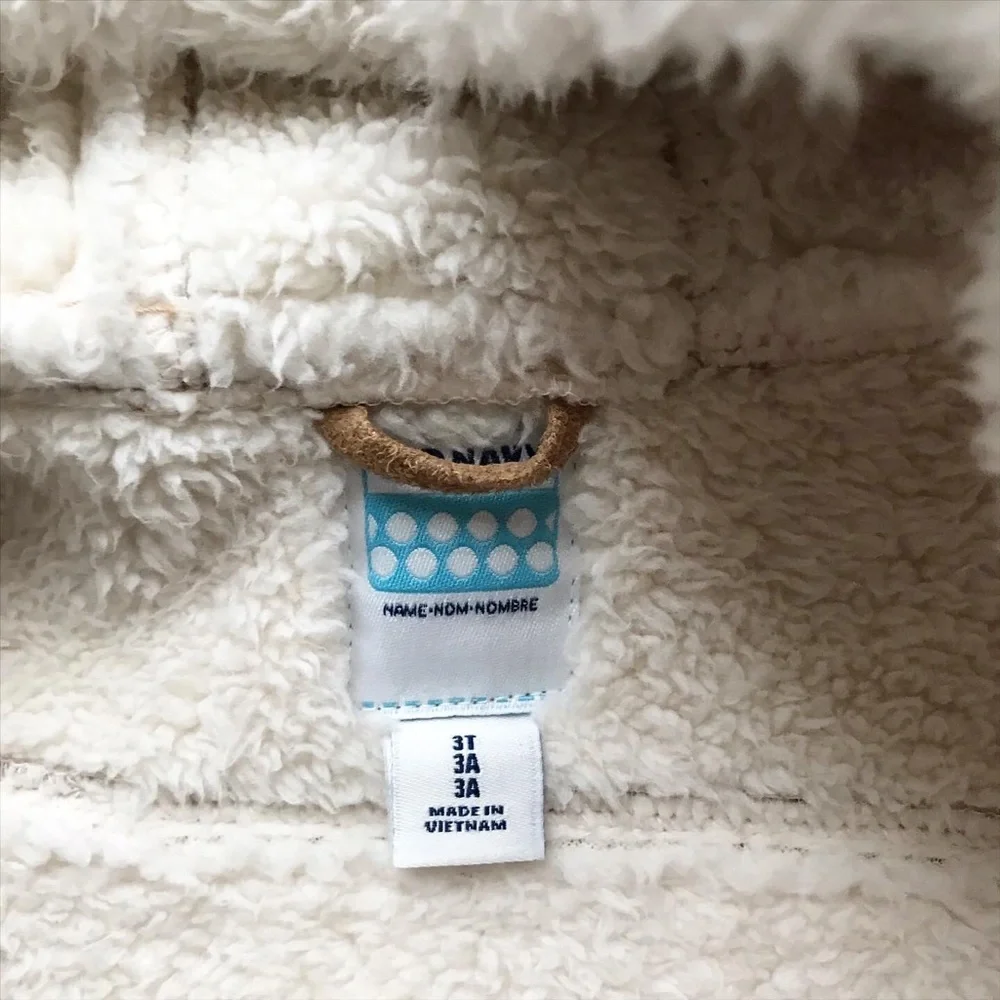 Old Navy faux Sherpa hooded jacket  EUC 3T